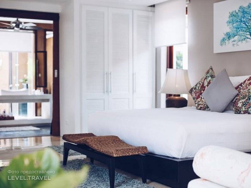 5 Bedroom Beach Front Villa Lotus