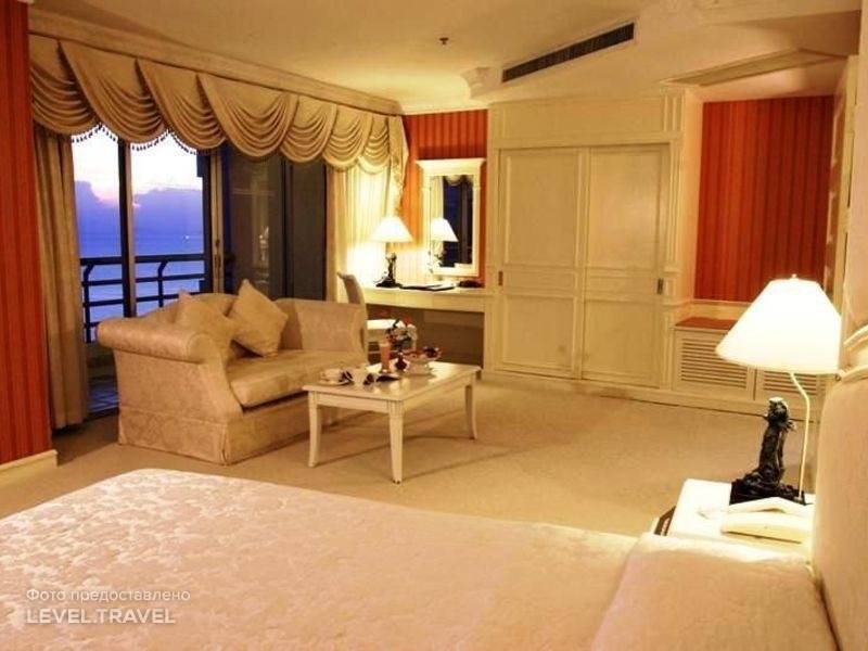 Adriatic Palace Hotel