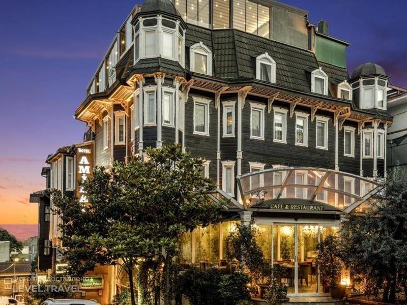 Amiral Palace Hotel