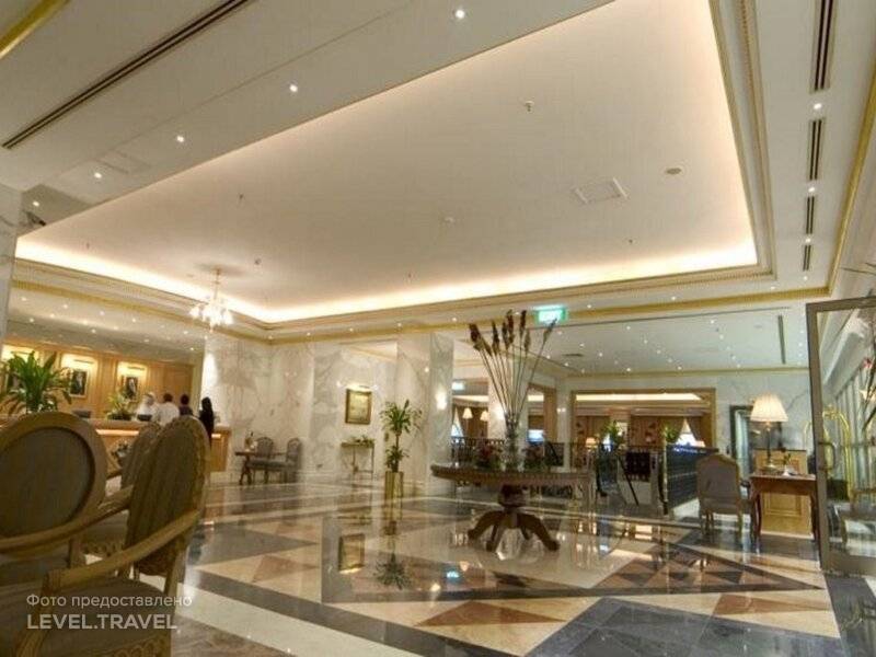 Anwar Al Madinah Movenpick Hotel