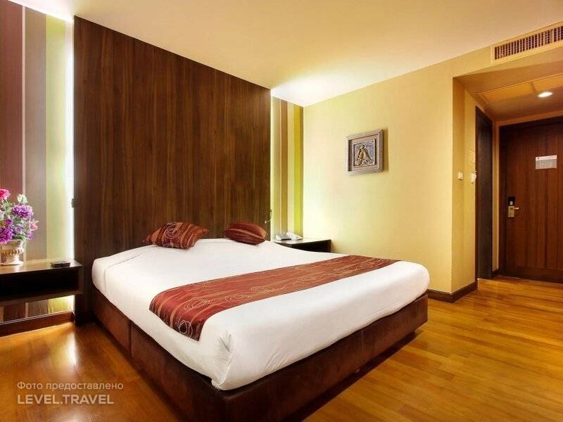 Bally Suite Silom