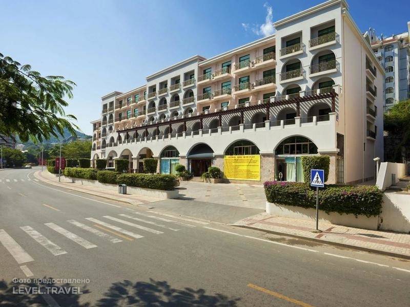 Bao Hong Jinjiang Hotel Sanya 5*