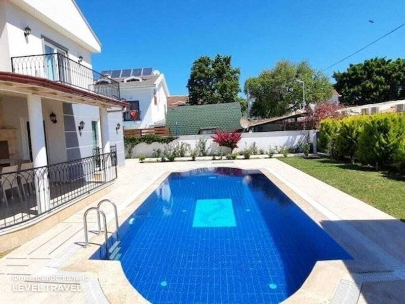 Beautiful 4-Bed Villa Beril With Private Pool