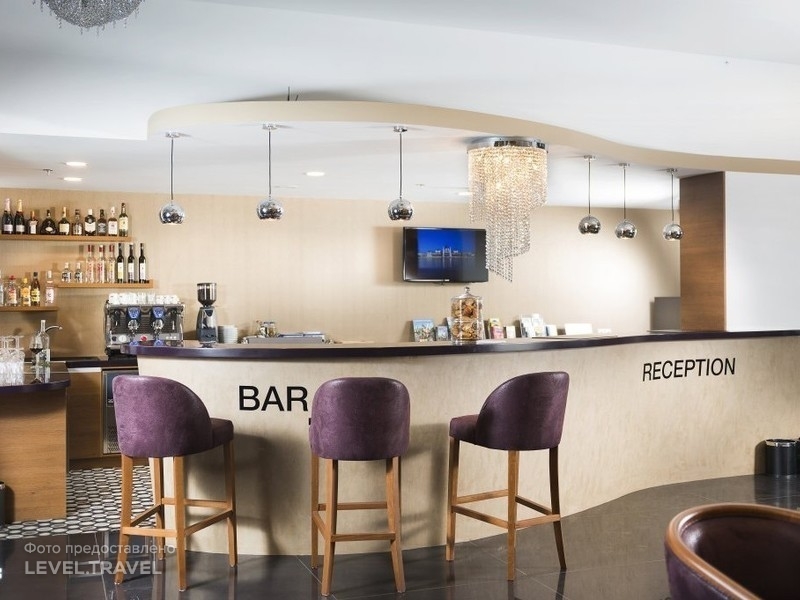 hotel-Bo33 Family  Suites-ID