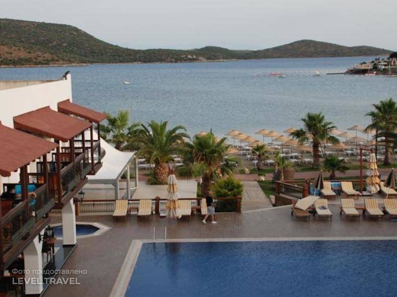 Costa Bitezhan Hotel