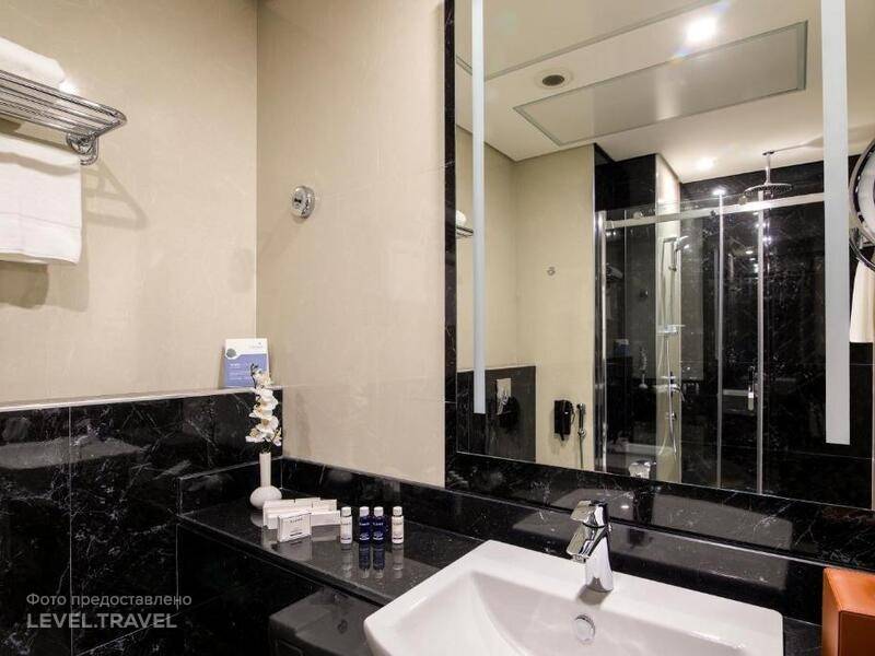 Cristal Amaken Hotel