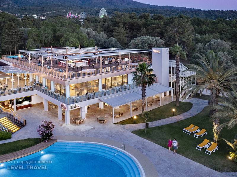 Double Tree By Hilton Bodrum Isil Club Resort