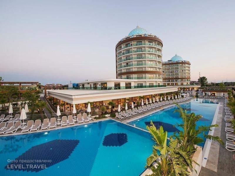 Dream World Aqua Resort  Spa