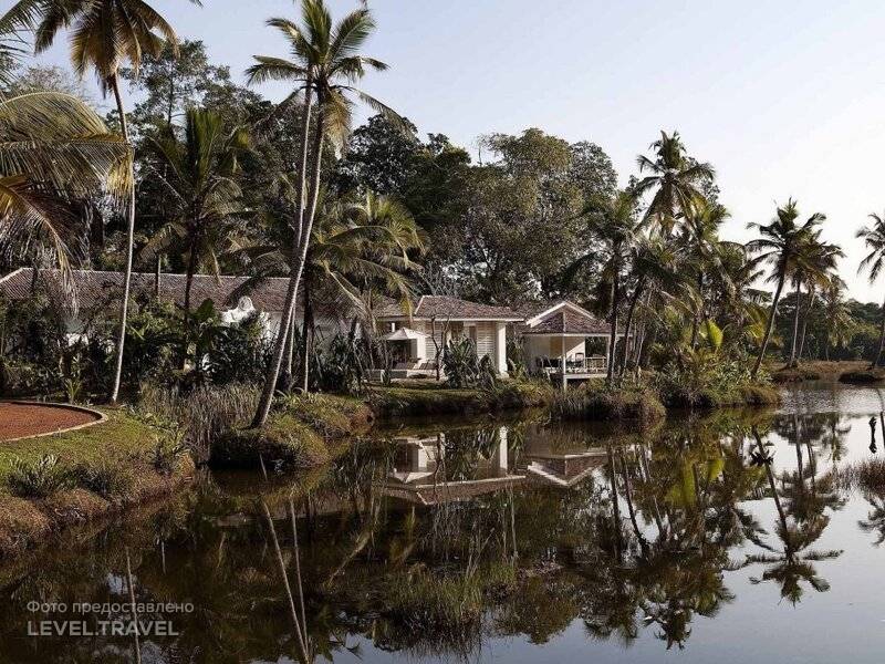 Ахангама шри. Ахангама Шри Ланка. Шри Ланка вилла в джунглях. Вилла на Шри Ланке с садом. The Villas Шри Ланка.
