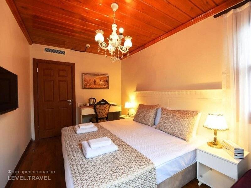 Elyka Hotel