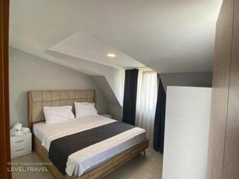 Ess Suit Hotel