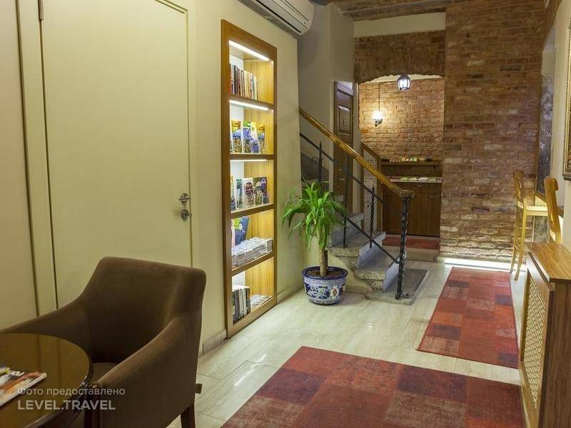 Fide Hotel