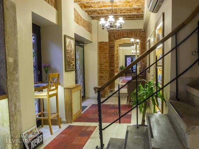 Fide Hotel