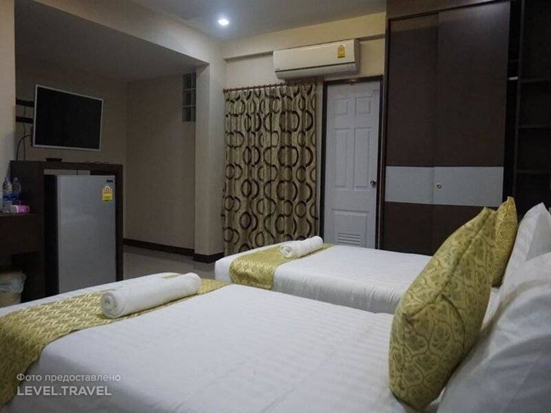 Gold Airport Suites