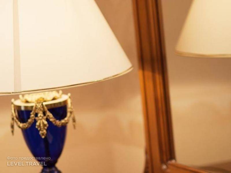 hotel-Grand Hotel London-BG