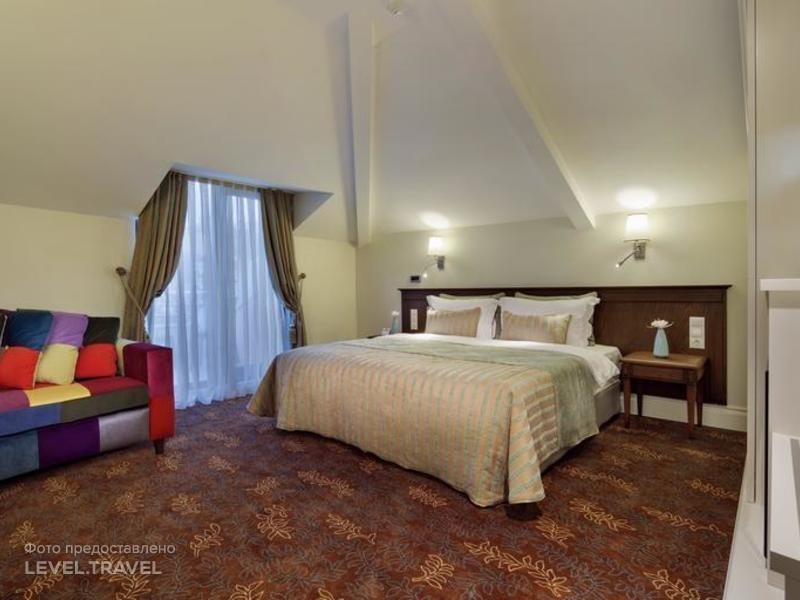 Icon Hotel