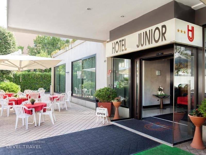hotel-Junior Hotel-IT
