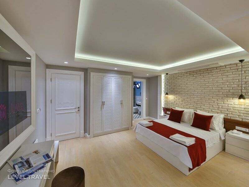 Lale Hotel