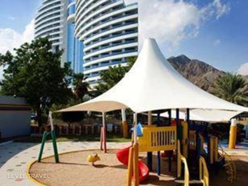 Le Meridien Al Aqah Beach Resort
