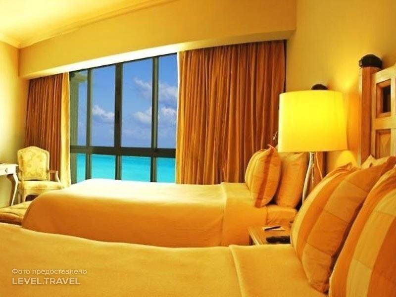 Le Meridien Cancun Resort  Spa Hotel