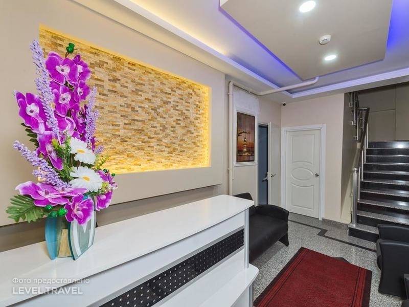 Le Premier House