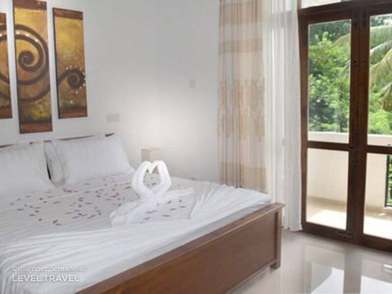 Liyya Residence