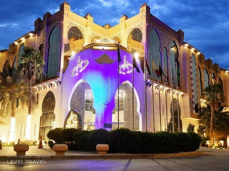 Madareem Crown Hotel