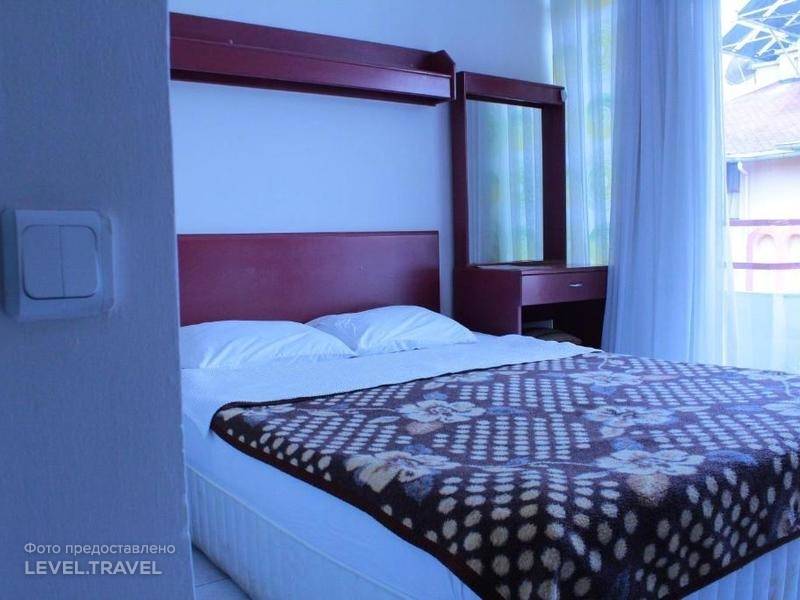 Mola Hotel