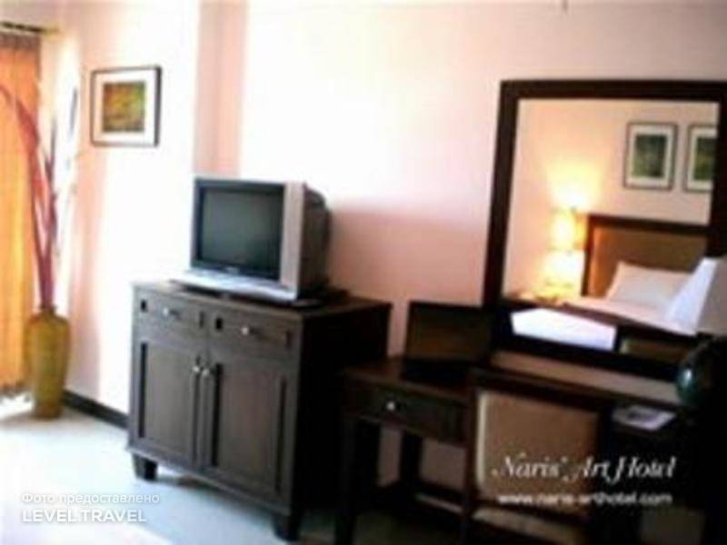 Naris Art Hotel