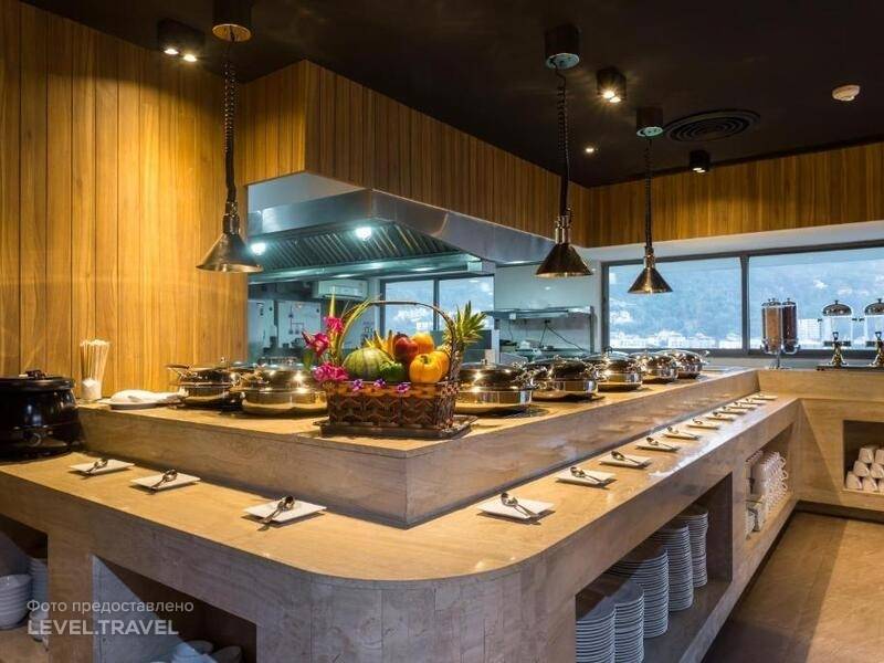 Oakwood Hotel Journeyhub Phuket