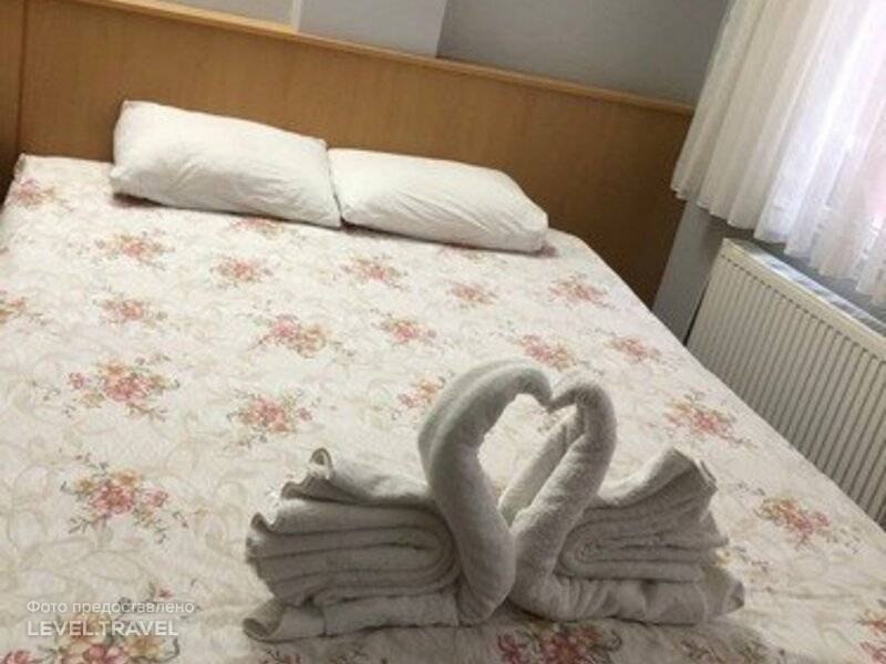 Ozsefa Hotel