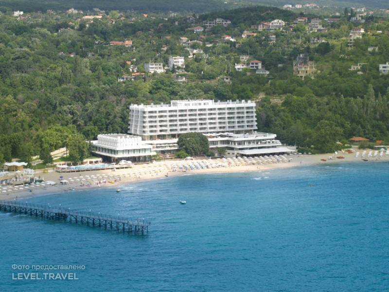 hotel-Palace Hotel Sunny Day-BG