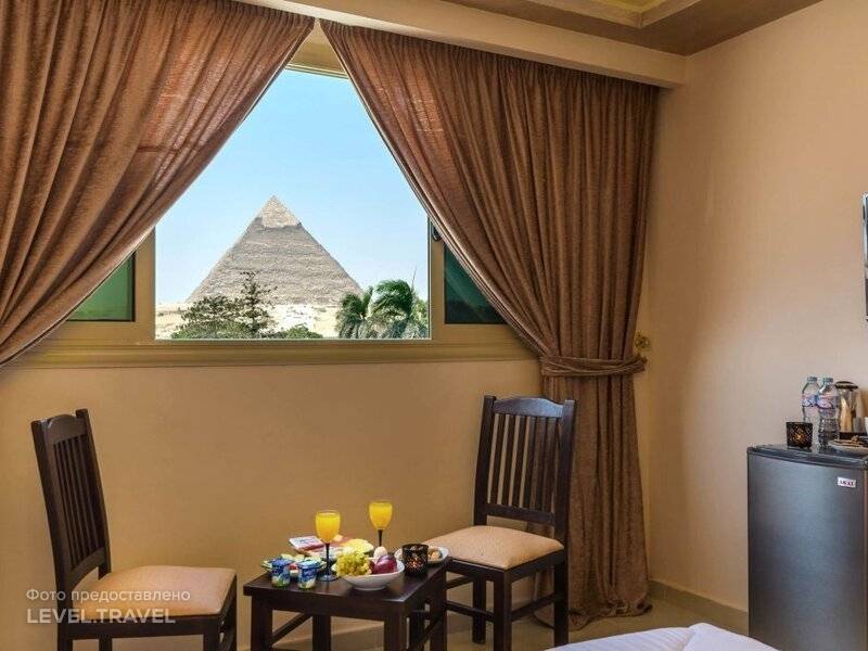 Panorama Pyramids Inn