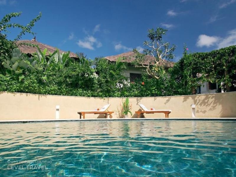 hotel-Pat Mase Villas-ID