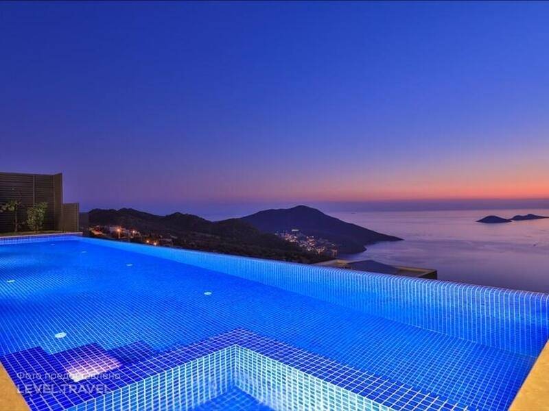 Private Villa Royal