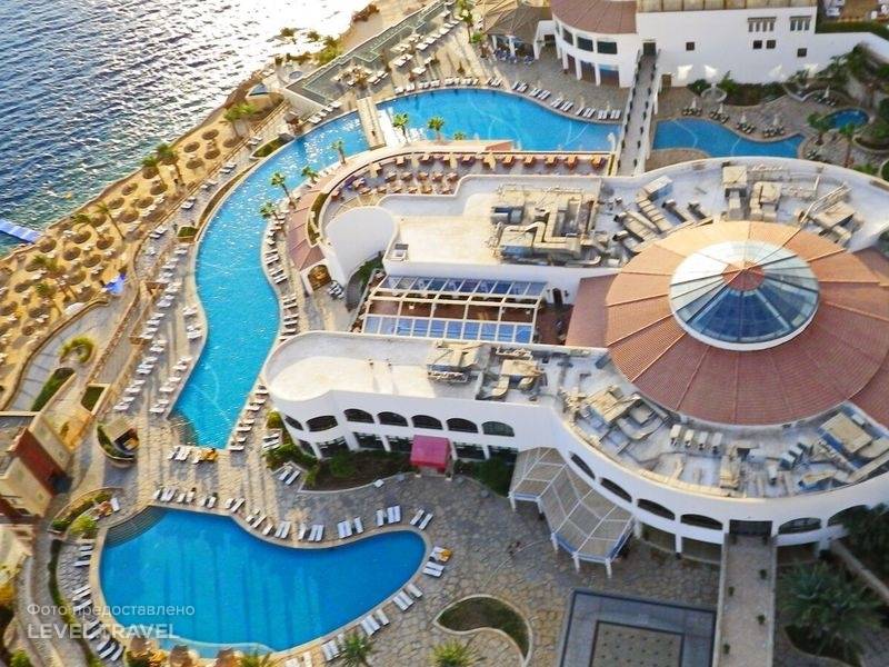 Reef Oasis Blue Bay Resort  Spa