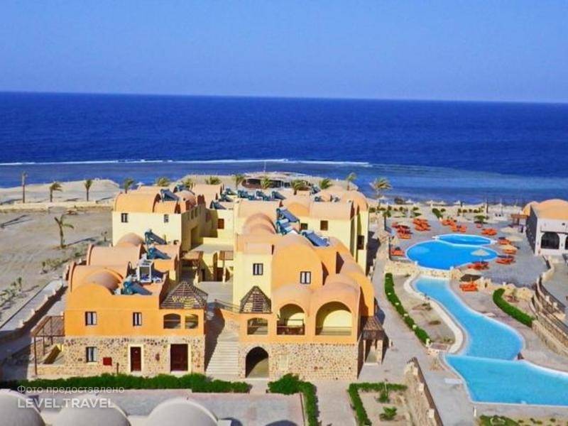 Rohanou Beach Resort