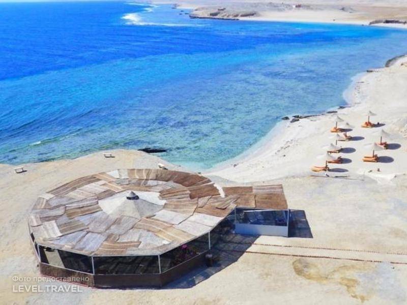 Rohanou Beach Resort