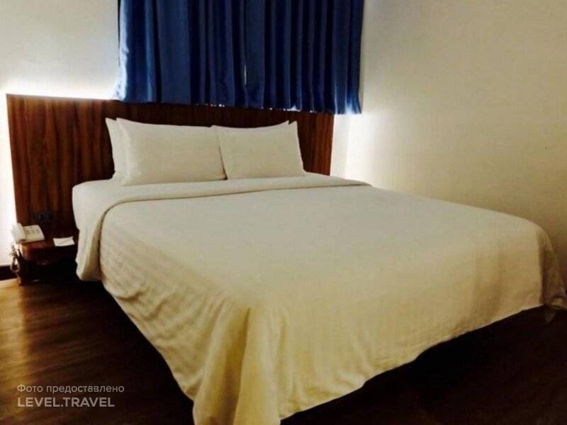 Sacha’s Hotel Uno