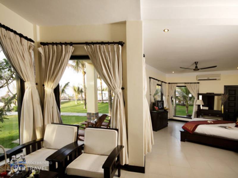 Sea Lion Beach Resort  Spa 2