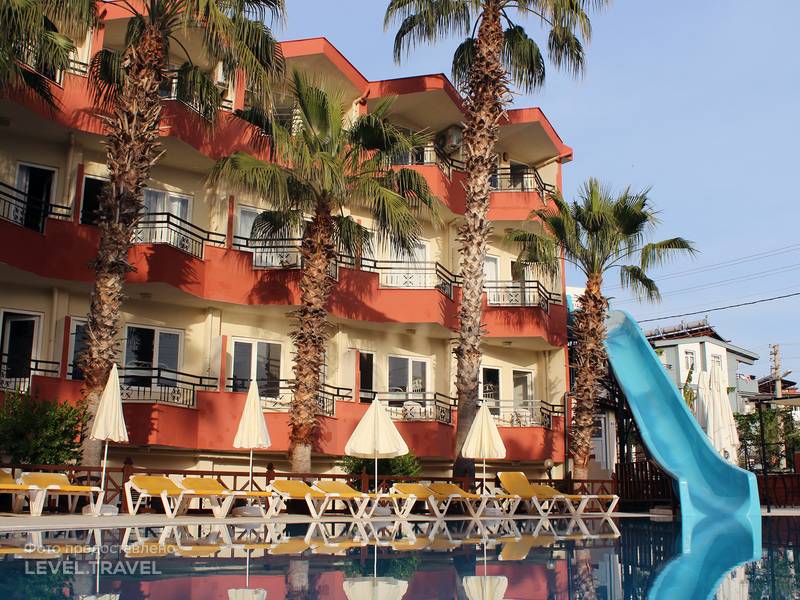 Semoris Hotel