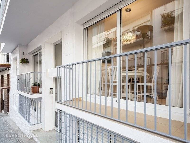 Sitges Group Calm Beach