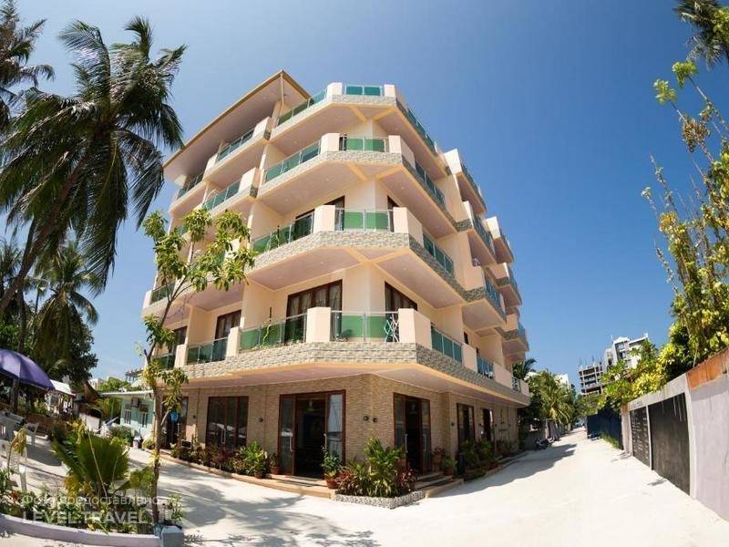 Sunrise Beach Hotel Maafushi