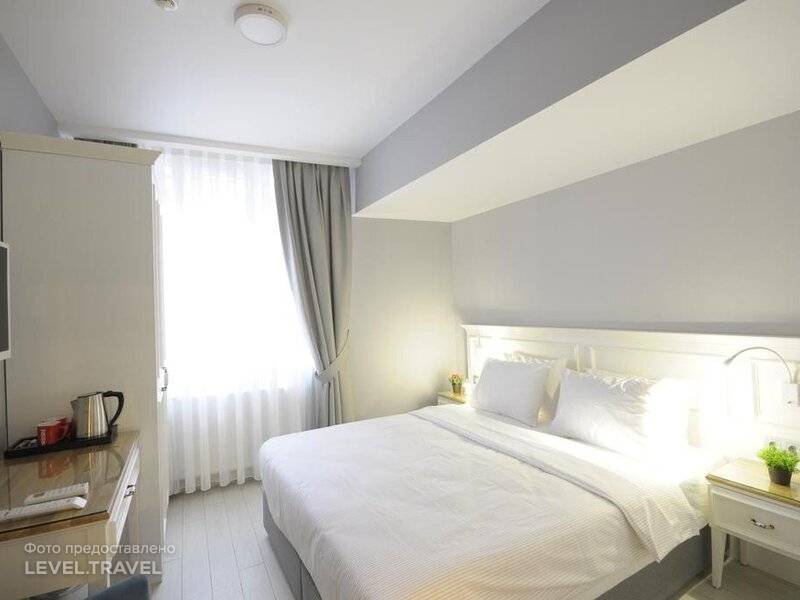 Taksim Ada Home