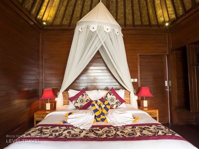 hotel-The Bridge Huts-ID