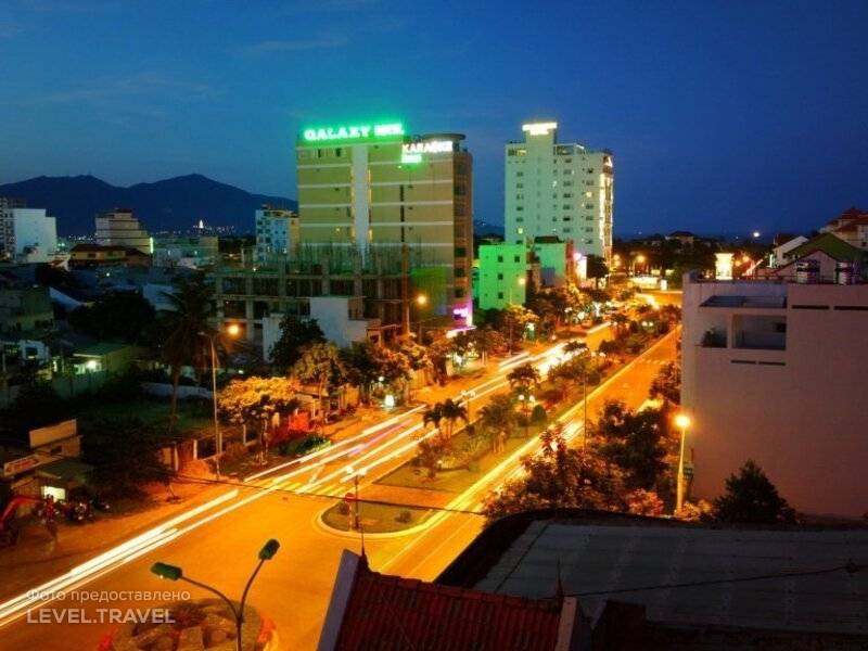 Titan Hotel