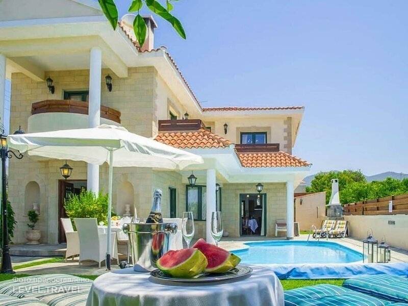 hotel-Villa Charianna Large Private Pool Walk To Beach Sea Views A C Wifi Car Not Required Eco-Frie — 1985-CY