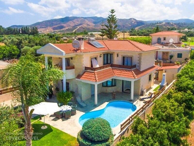 hotel-Villa Charianna Large Private Pool Walk To Beach Sea Views A C Wifi Car Not Required Eco-Frie — 1985-CY