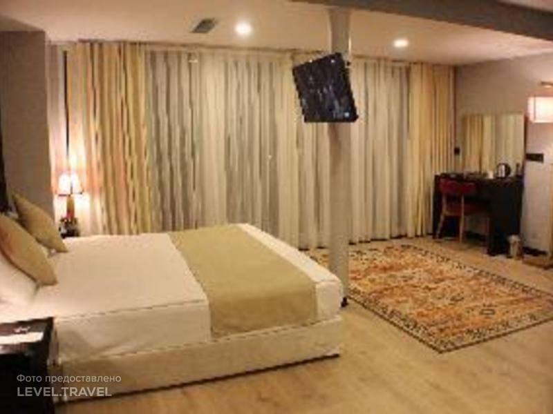 Vvr Hotel