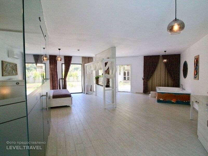 Z Exclusive Hotel and Villas